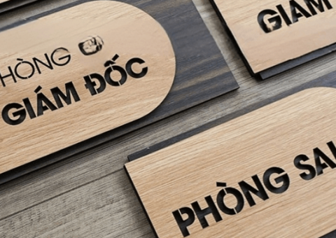 Tiêu chuẩn bảng tên phòng văn phòng: kích thước, nội dung, quy cách — công trình thực tế tại TP.HCM
